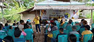 Kampanye dialogis Calon Wakil Bupati Furqanuddin Masulili di Desa Asaan Kecamatan Pagimana. 