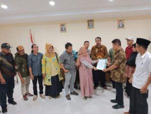 Asisten Perekonomian dan Pembangunan Setda Kabupaten Buol, Terima Audiensi Forum Petani Plasma Buol