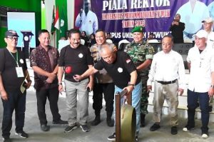 Wakil Bupati Banggai Furqanuddin Masulili, Membuka Kejuaraan Karate Antar Pelajar Piala Rektor Unismuh Luwuk