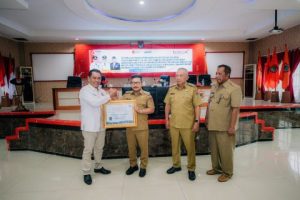 Raih Penghargaan Kepatuhan Standar Terbaik Pelayanan Publik Tahun 2022 Dari Ombudsman RI, Pemkab Banggai Terbaik di Sulteng