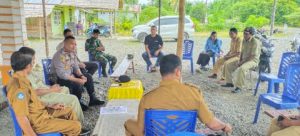 Lewat Jumat Curhat, Kapolsek Bungku Utara Ajak Masyarakat Desa Momo Wujudkan Kamtibmas