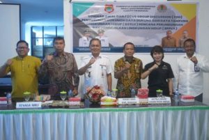 Mewakili Bupati Banggai, Sekda Membuka Seminar FGD Penyusunan D3TLH dan RPPLH