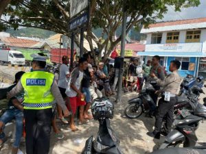 Perkuat Silahturahmi, Satlantas Polres Banggai Gelar Jumat Curhat di Pelabuhan Luwuk