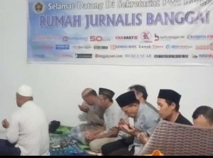 Jalin Silaturahmi, Wartawan Banggai Gelar Buka Bersama