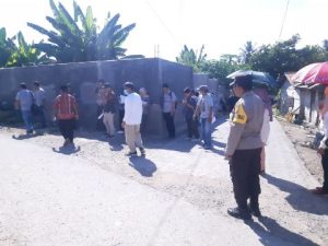 Langkah Antisipasi, Bhabinkamtibmas Polsek Luwuk Pengamanan Pemeriksaan Setempat Objek Perkara