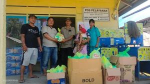 FKJ Morut Salurkan Bantuan Korban Banjir Desa Togo Mulyo