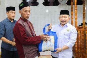 Guna Penekanan Inflasi, Bupati Banggai Salurkan Bantuan Cadangan Beras Pemerintah dan Bansos di Kecamatan Simpang Raya