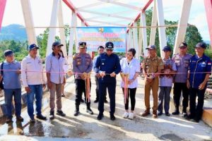 Bupati Morut Resmikan Jembatan Desa Winangabino, Harapan Masyarakat Terwujud