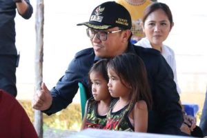 Perhatian Terhadap Dunia Pendidikan di Morut, Bupati Berikan Pendidikan Gratis Bagi 100 Guru Bertamatan SMA Menjadi Sarjana