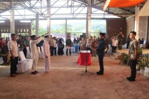 Bupati Morut Melantik Kepala Desa Tambayoli Kecamatan Soyo Jaya