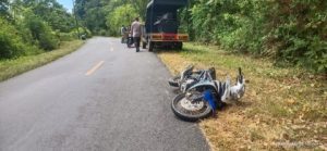 Polisi Amankan TKP Laka Lantas Sepeda Motor, di Desa Pongian Kecamatan Bunta