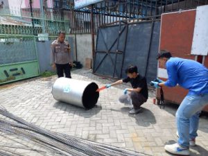 Polisi Gelar Olah TKP Kecelakaan Kerja di Toko Permai Luwuk