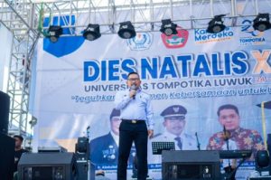 Hadiri Acara Dies Natalis Ke-XXIII Universitas Tompotika Luwuk, Inilah Pesan Bupati Banggai