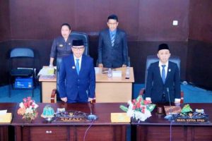 Bupati Morut, Hadiri Pelantikan Anggota DPRD Pengganti Antar Waktu (PAW) Masa Bakti Tahun 2019-2024