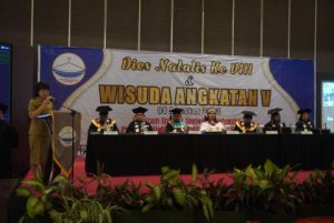 Mewakili Bupati Banggai, Asisten II Hadiri Dies Natalis Ke-VIII Dan Wisuda Angkatan Ke- V STAK-Luwuk Banggai