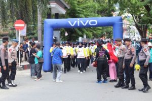 Dikawal Ketat Polisi dan Instansi Terkait, Lomba Gerak Jalan di Luwuk Berjalan Lancar dan Sukses