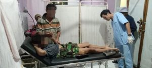 Polisi Olah TKP Laka Lantas, Pemotor Tabrak Mobil Parkir di Masama Banggai