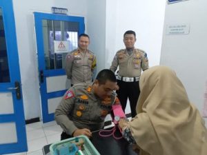Sambut HUT Lantas ke-78, Satlantas Polres Banggai Gelar Donor Darah