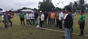 Walikota Palu Hadianto Rasyid, Lakukan Tendangan Perdana Pertanda Turnamen Sepak Bola Antar Club di Nambo Dimulakan