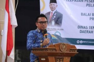Bupati Delis, Buka Kegiatan Peningkatan Produktivitas Morowali Utara Sekaligus Lepas Para Peserta Kelas Boarding Pelatihan Bahasa Mandarin