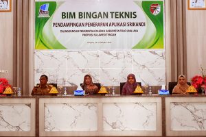 SEKDAKAB TOJO UNA-UNA MEMBUKA BINTEK PENDAMPINGAN APLIKASI SRIKANDI      