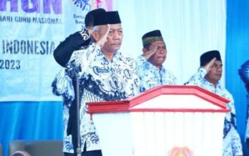 Pemda Balut Gelar Upacara Hari Guru Nasional dan HUT PGRI Ke-78 Tahun 2023