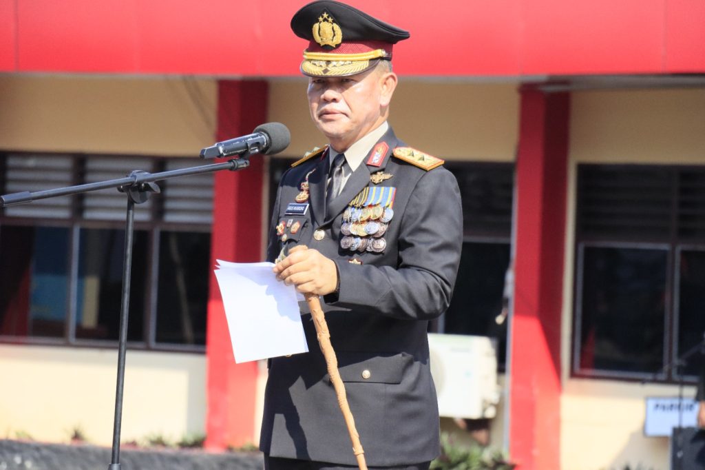 Peringati Hari Pahlawan Tahun 2023, Kapolda Sulteng Menjadi Irup di Polres Poso