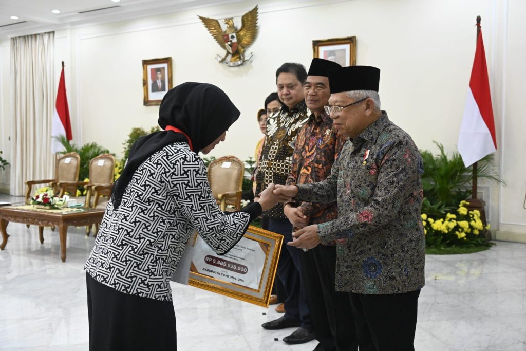 Kabupaten Tojo Una-Una salah satu daerah yang menerima Penghargaan Insentif Fiskal 2023