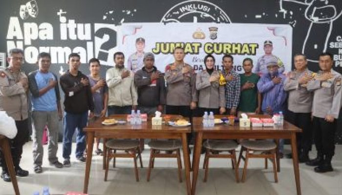 Polda Sulteng dan Polres Sigi, Terima Keluhan Maraknya Narkoba dan Pengangguran di Jumat Curhat