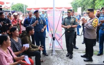 Wujudkan Pemilu Damai, Panglima TNI dan Kapolri Gelar Kegiatan Bhakti Sosial dan Bhakti Kesehatan