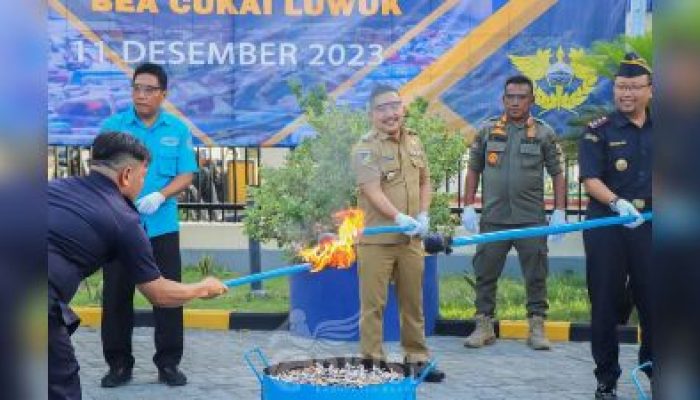 Bupati Amirudin Hadiri Pemusnahan Barang Ilegal, Hasil Penindakan Bea Cukai Luwuk