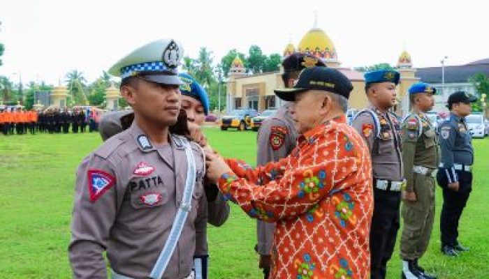 Wabup Pimpin Apel Gelar Pasukan Ops Lilin Tinombala 2023 di Polres Banggai