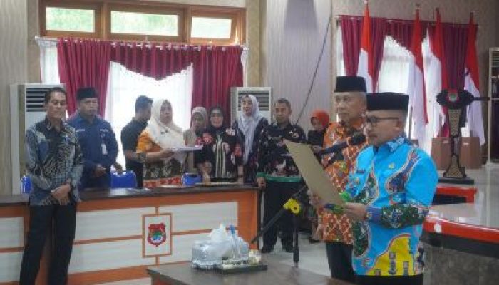 Tingkatkan Layanan Pemerintah, Bupati Amirudin Lantik 88 Pejabat Administrator, Pengawas dan Fungsional di Lingkup Pemda Banggai