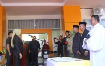 Ketua DPRD Morut, Lantik 3 Anggota PAW Masa Bakti Tahun 2019-2024