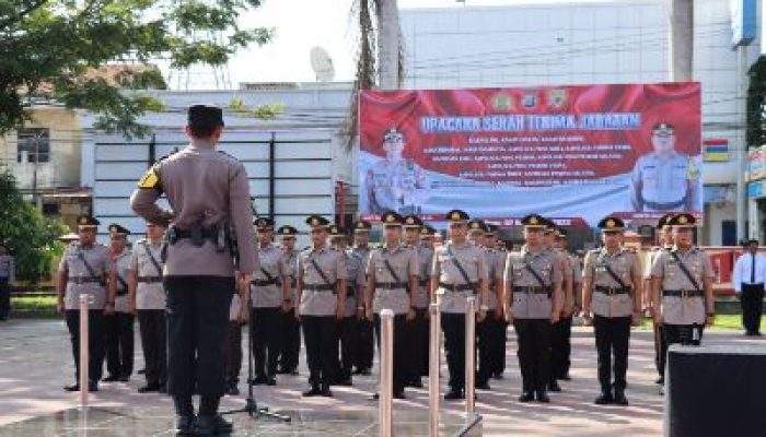 Kapolres Poso, Pimpin Pelaksanaan Serah Terima Jabatan untuk Memperkuat Regenerasi dan Kinerja Polres Poso