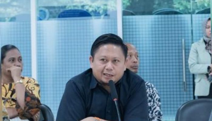 Kadis Kominfo Hadiri Rapat Koordinasi Kesiapan Digital Untuk Wilayah Pembangunan BTS Dan AI