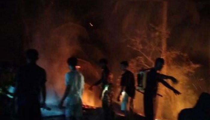 Rumah Seorang Janda di Luwuk Timur Habis Terbakar, Polisi Datangi TKP