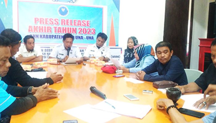 PENGHUJUNG TAHUN 2023  BNNK TOJO UNA-UNA GELAR SIARAN PERS 