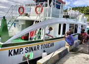 KMP Sinar Togean Tiba dipelabuhan Ampana dan akan dioperasikan
