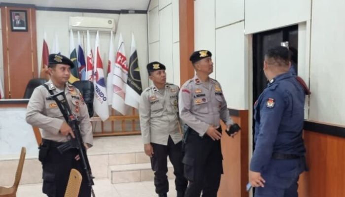 Pentingnya Pengecekan Personil Penjagaan Kantor KPU dan Gudang Logistik Pemilu