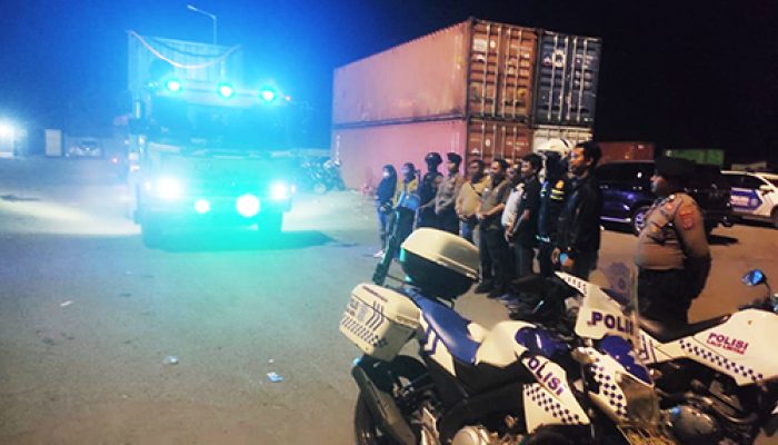 Pastikan Logistik Pemilu 2024 Sampai Dengan Aman, Polres Sigi Laksanakan Pengawalan ke Gudang Logistik KPUD Sigi