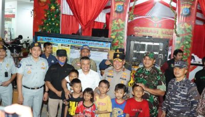 Kapolda Sulteng Bersama Pemda dan Petinggi TNI Pantau Pergantian Tahun, Sulteng Aman