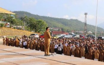 Bupati Morut, Pimpin Apel Pagi Perdana Tahun 2024