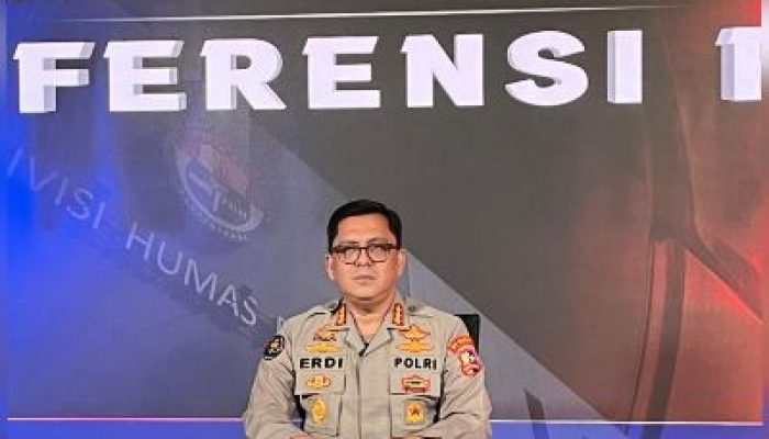Bareskrim Polri Analisa Laporan Terhadap Roy Suryo