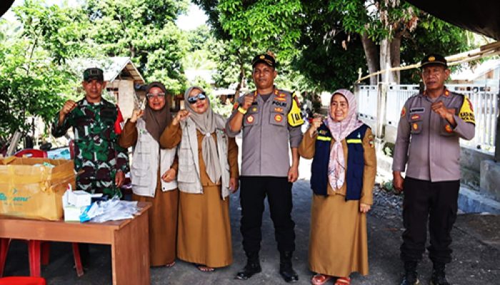 Kapolres Tojo Una-Una tinjau dan bawah bantuan sembako serta  tim Kesehatan untuk masyarakat yang dilanda banjir