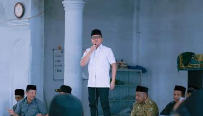 Isra Miraj di Masjid Baaburrahman Molores, Bupati Delis Himbau Semua Warga Morut Gunakan Hak Pilihnya Pada Pemilu dan Pilpres 2024