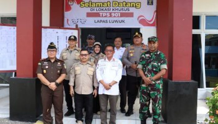 Kapolres Banggai dan Forkopimda, Pantau Sejumlah TPS di Kota Luwuk