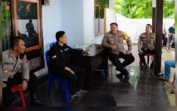 Pantau Kamtibmas Pasca Voting Day, Kapolres Banggai Kunjungi Kantor Bawaslu