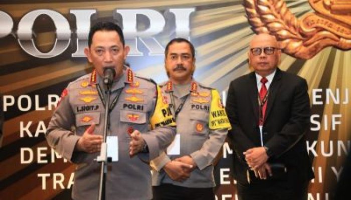 Kapolri Tekankan Persatuan-Kesatuan Modal Utama Wujudkan Indonesia Emas 2045, di Rapim Polri