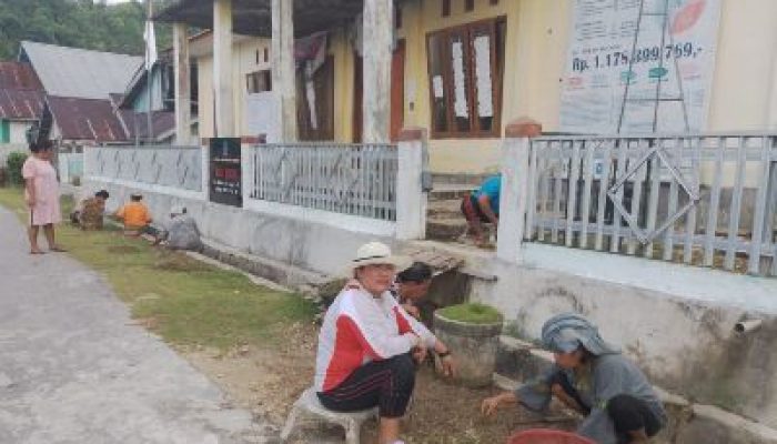 Menyambut Bulan Suci Ramadhan, Masyarakat Desa Mamulusan Kerja Bakti Bersihkan Lingkungan